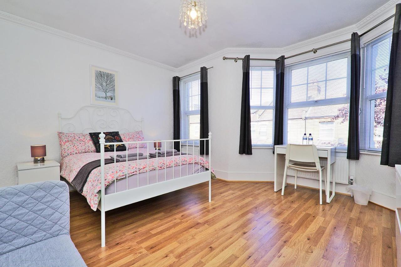 Ceres Lodge Plumstead  Kültér fotó
